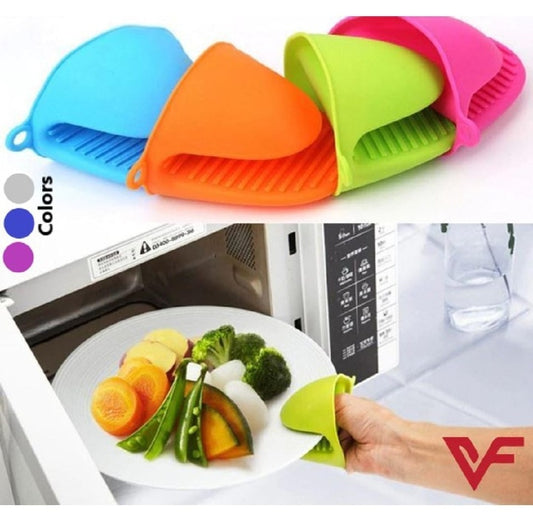 2 pcs Silicon pot holder - silicon oven mitts , heat resistant gloves , kitchen accessories anti slip baking mitts , silicon hot pot holders , best Kitchen tool