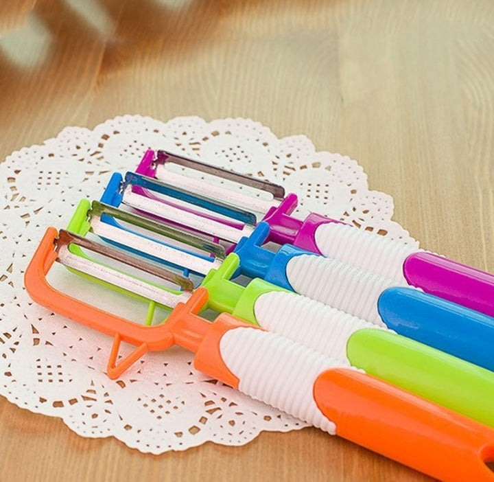 Peeler - Multicolor imported Plastic Potato Peeler Random Color