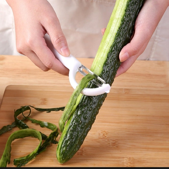 Potato Peeler With Plastic Hand - YJ-002 Multi Color Arbitrary Color On Demand